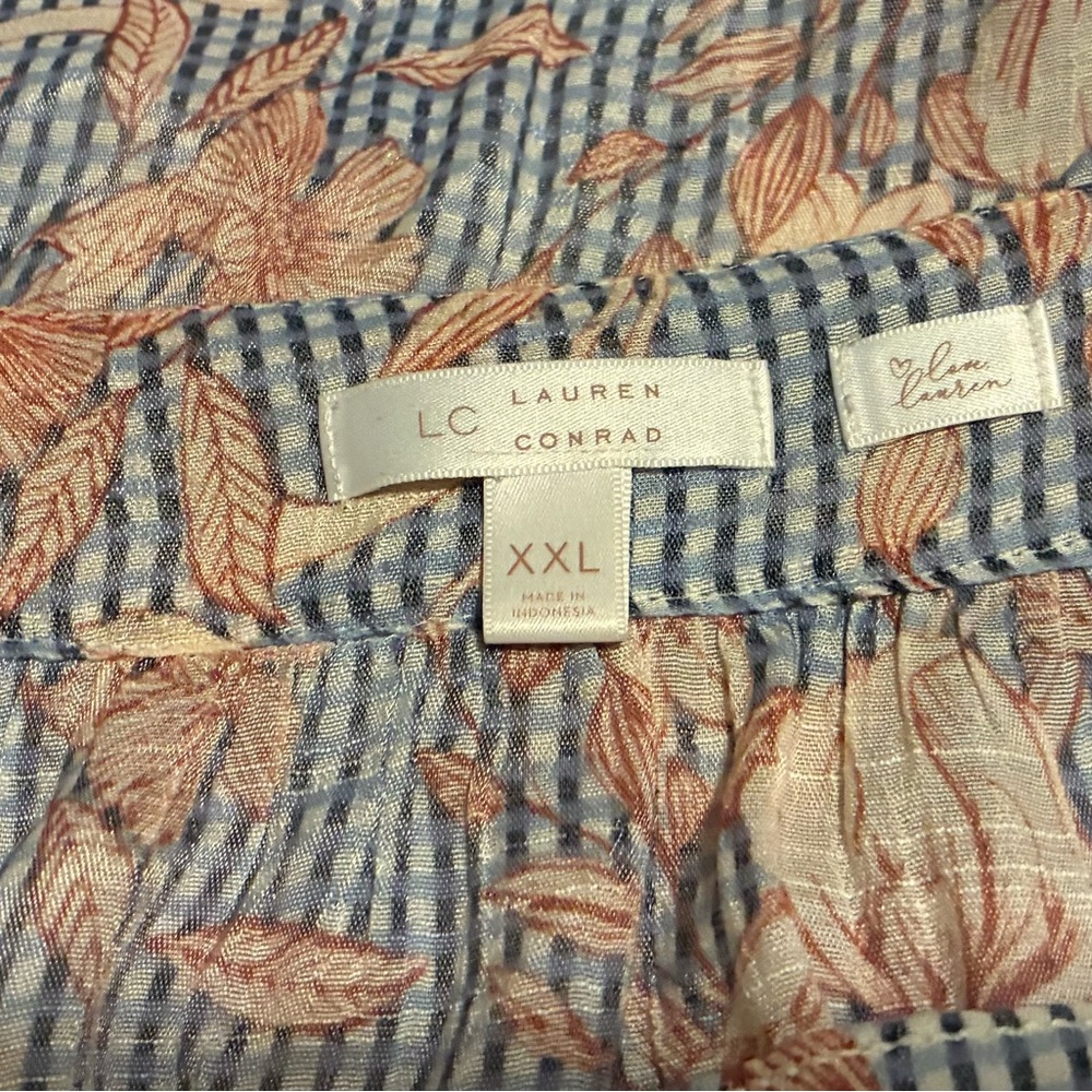 LC Lauren Conrad Blue and Pink Floral Peasant Blouse - Picture 4 of 7